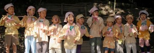 どんぐり自然学校・どんぐり幼稚園「学年祭」