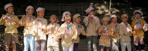 どんぐり自然学校・どんぐり幼稚園「学年祭」