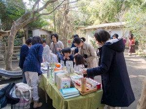 どんぐり自然学校・どんぐり幼稚園「学年祭」