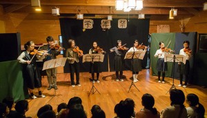 どんぐり自然学校・どんぐり幼稚園「学年祭」
